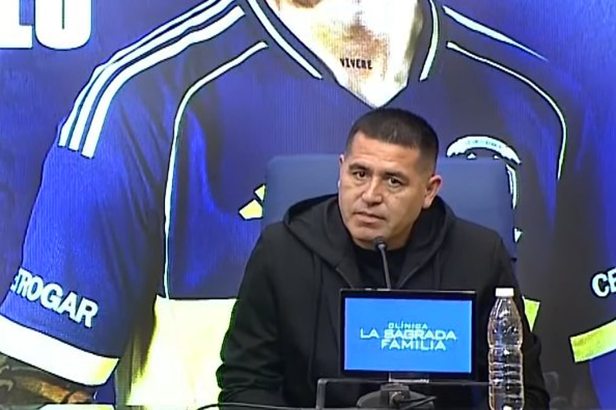 Juan Román Riquelme en conferencia de prensa