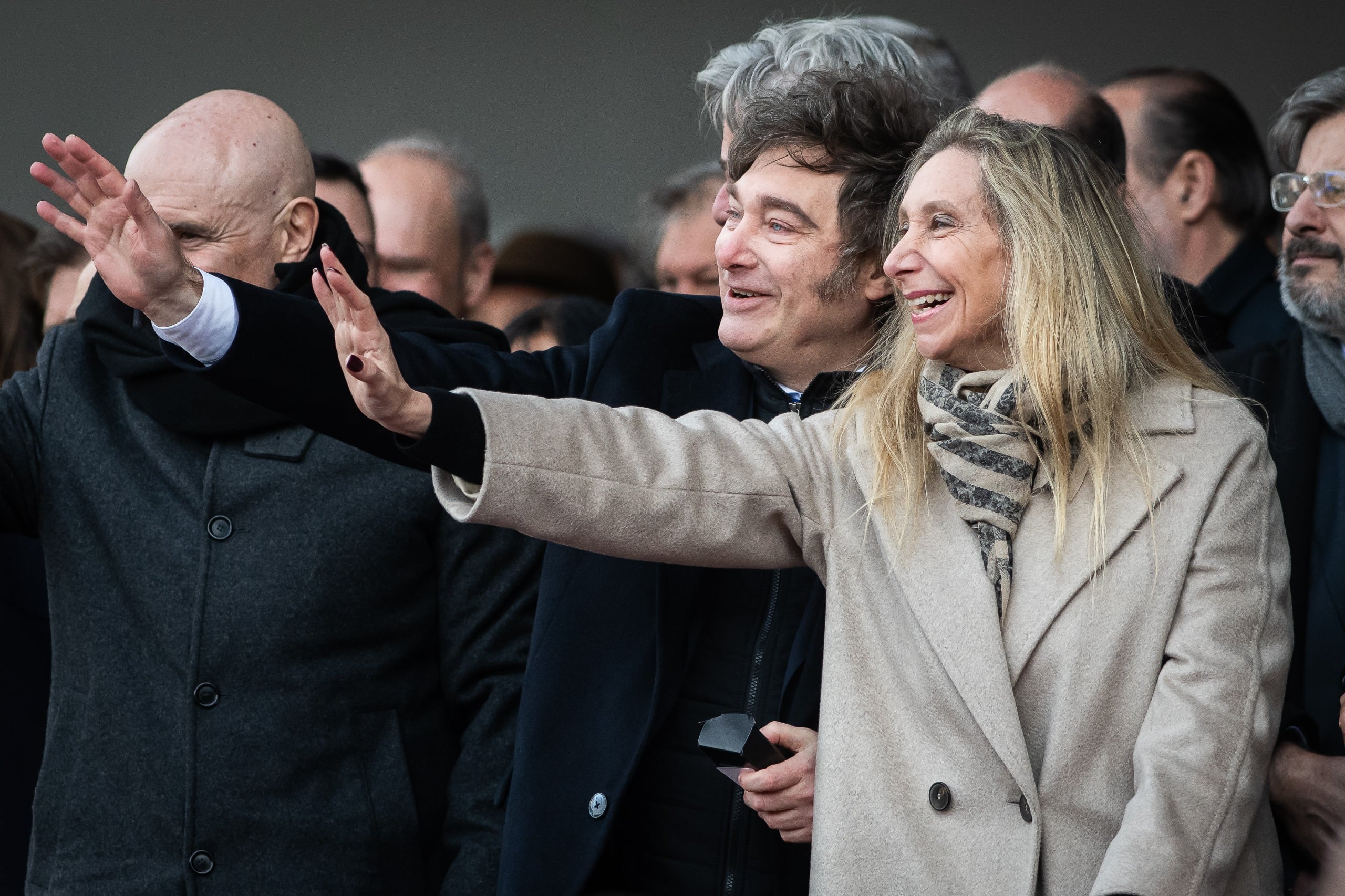 La secretaria general de Presidencia, Karina Milei, y el diputado José Luis Espert junto al Presidente