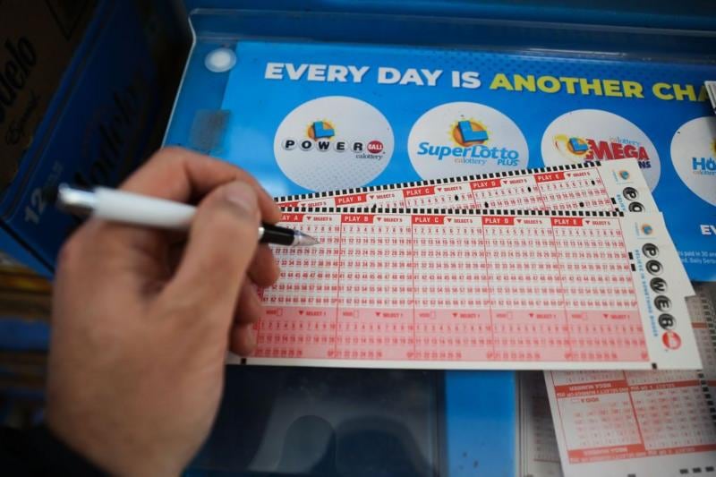 Los ganadores del pozo deben acertar los los 5 números entre el 1 y el 69, más el Powerball