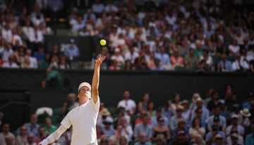 Jannik Sinner vapuleó a Novak Djokovic y jugará la final de Wimbledon con Carlos Alcaraz
