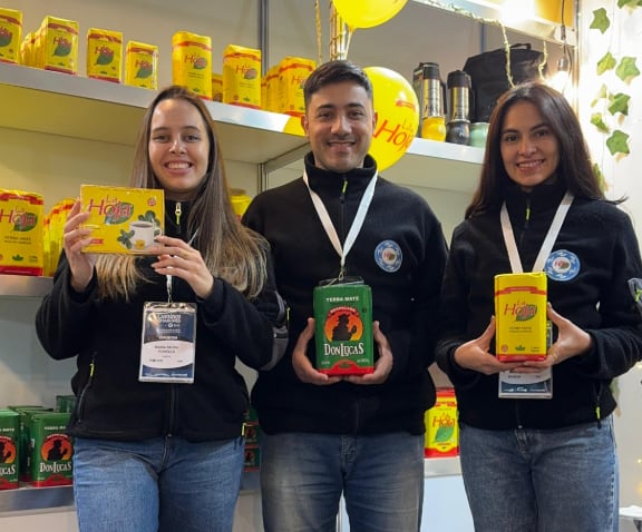 En el stand de la feria Caminos y Sabores