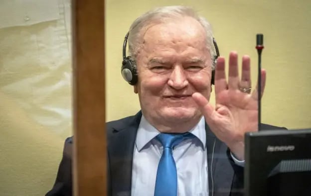 El general serbobosnio Ratko Mladic fue condenado por crímenes de guerra