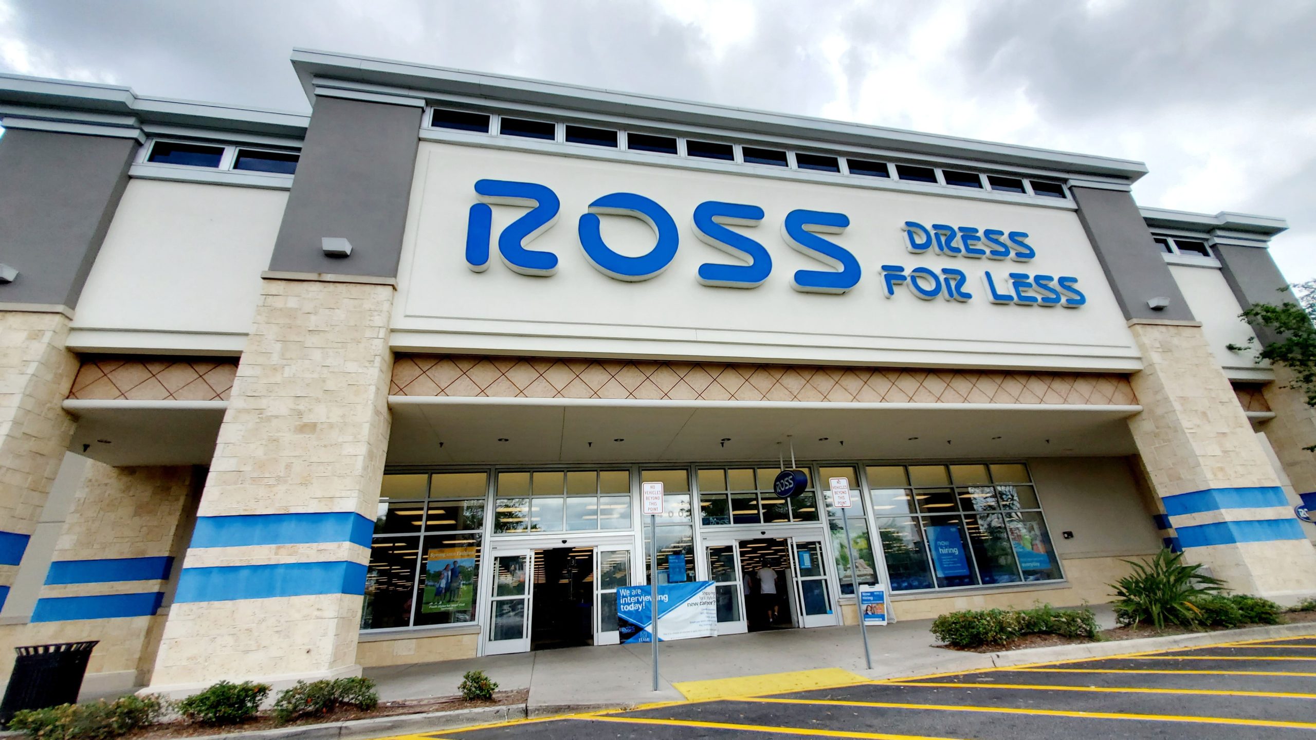 Fachada de tienda de Ross Dress for Less (visitdavenportflorida)