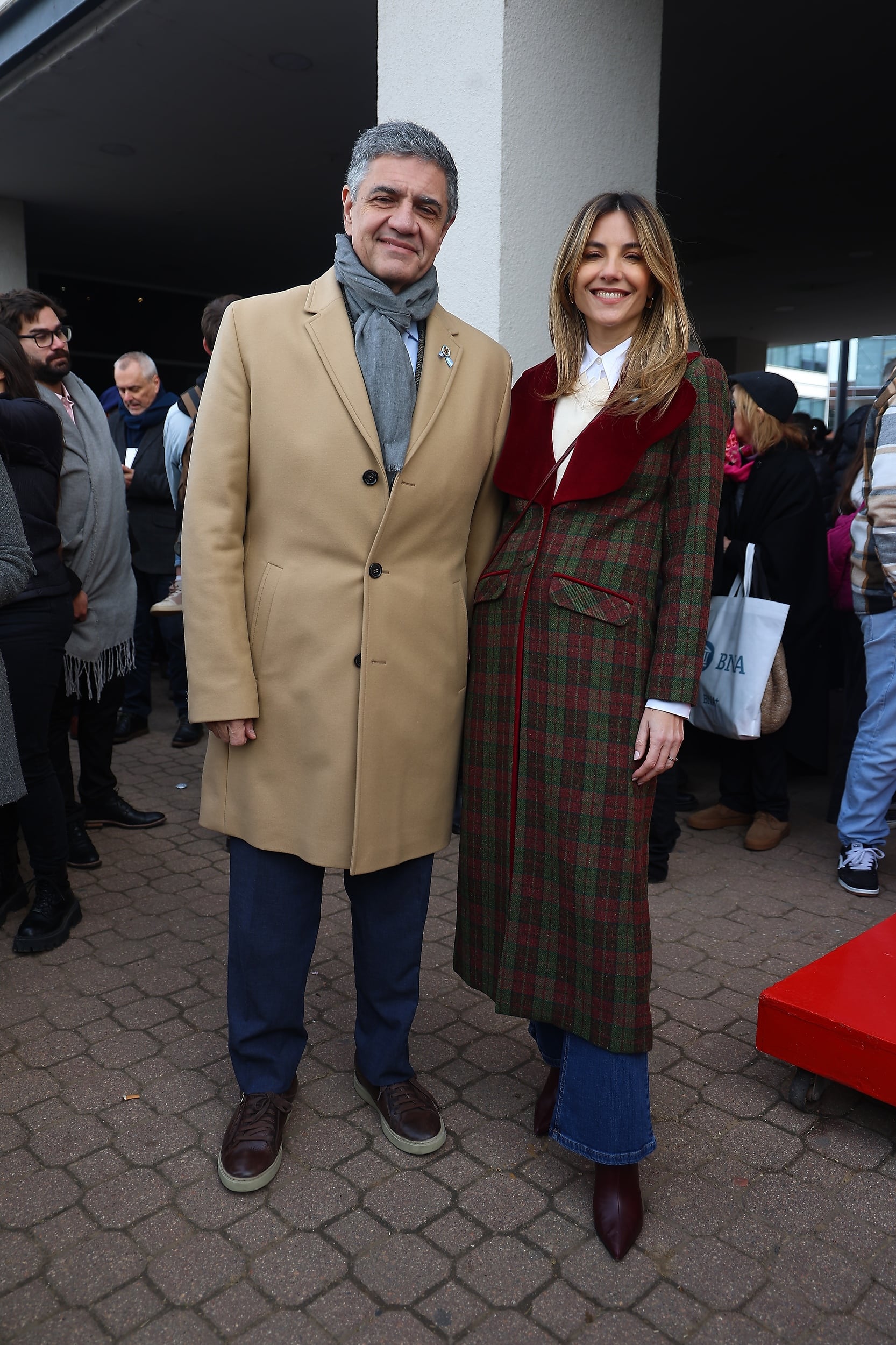 El jefe de Gobierno de la Ciudad de Buenos Aires, Jorge Macri, junto a su esposa, María Belén Ludueña