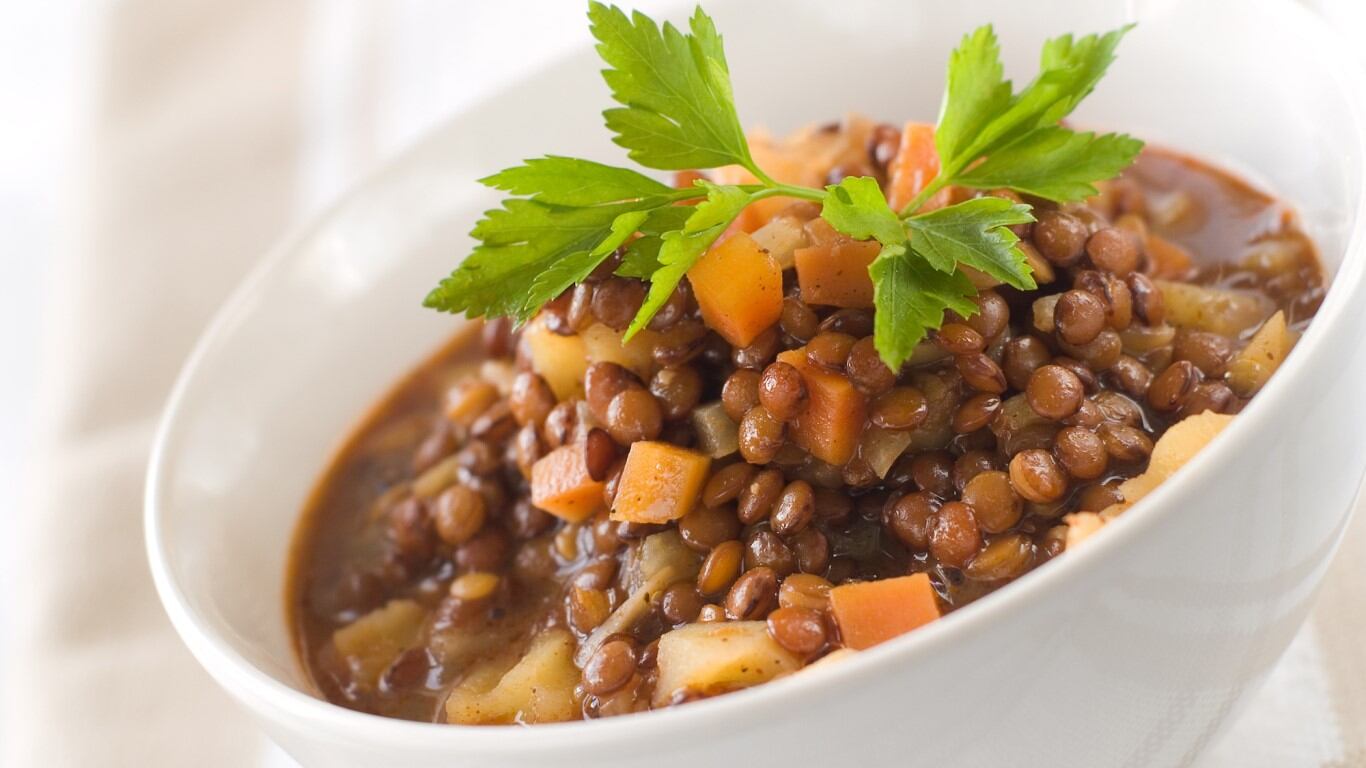 Guiso de lentejas, ideal para el frío. (Foto: Instagram/bruce_grillstation)