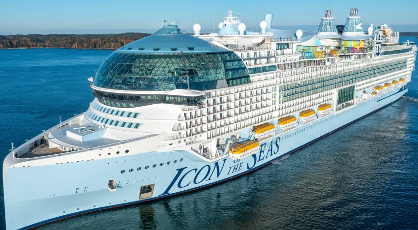 Un tripulante del crucero Icon of the Seas apuñaló a una compañera, que era su pareja, se tiró por la borda y murió