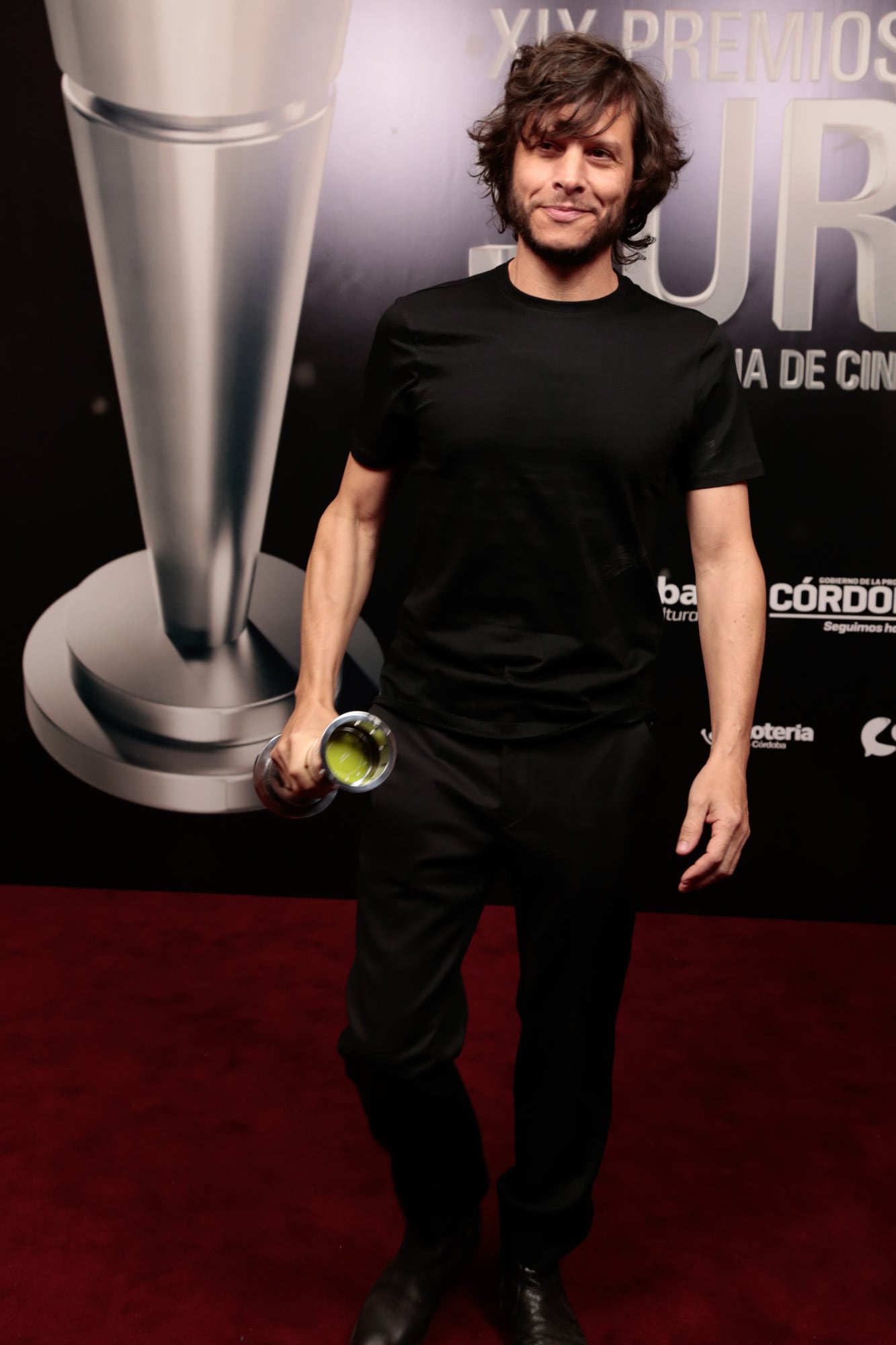 Luis Ortega, director de la película El jockey, la más premiada de la noche.