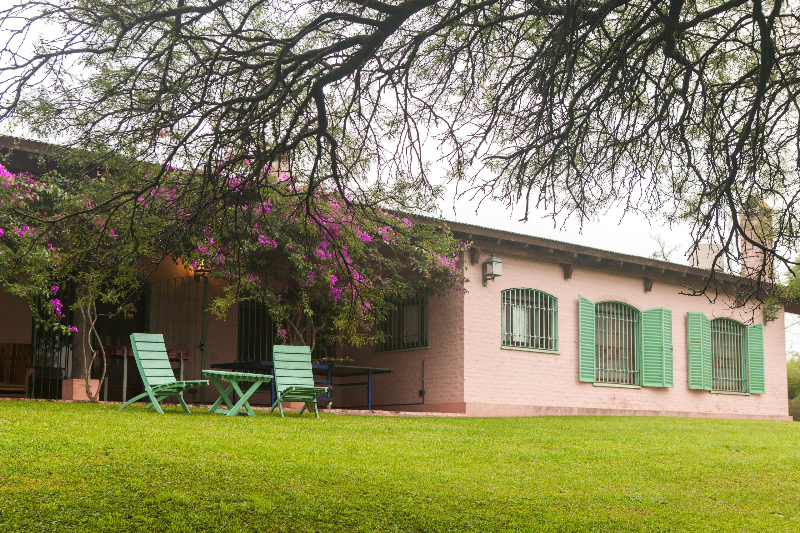 En la casa principal hay lugar para 14 personas.