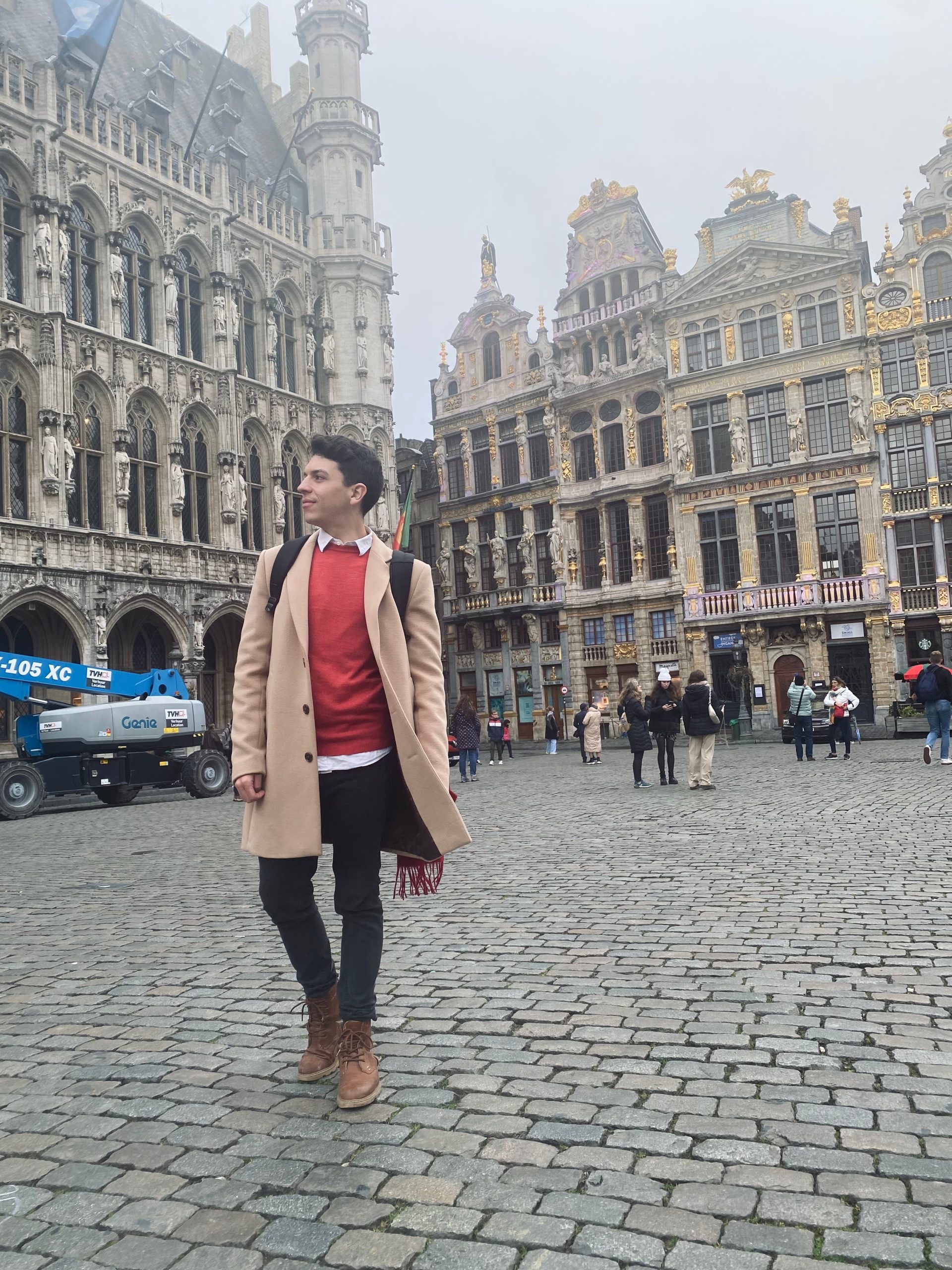 Su primera parada fue Bruselas, Bélgica, donde todo empezó. 