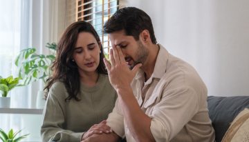 ¿Qué es el floodlighting? La práctica tóxica que puede arruinar tus relaciones sin que te des cuenta