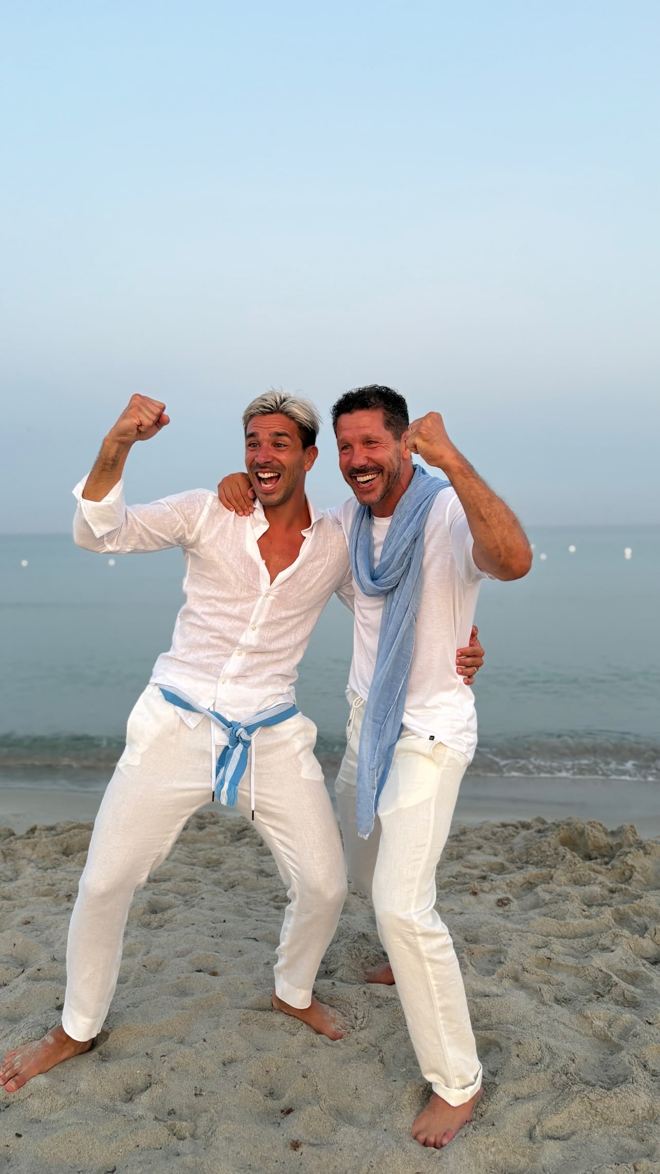 Giovanni y su papá, el Cholo Simeone en el festejo por su cumpleaños número 30