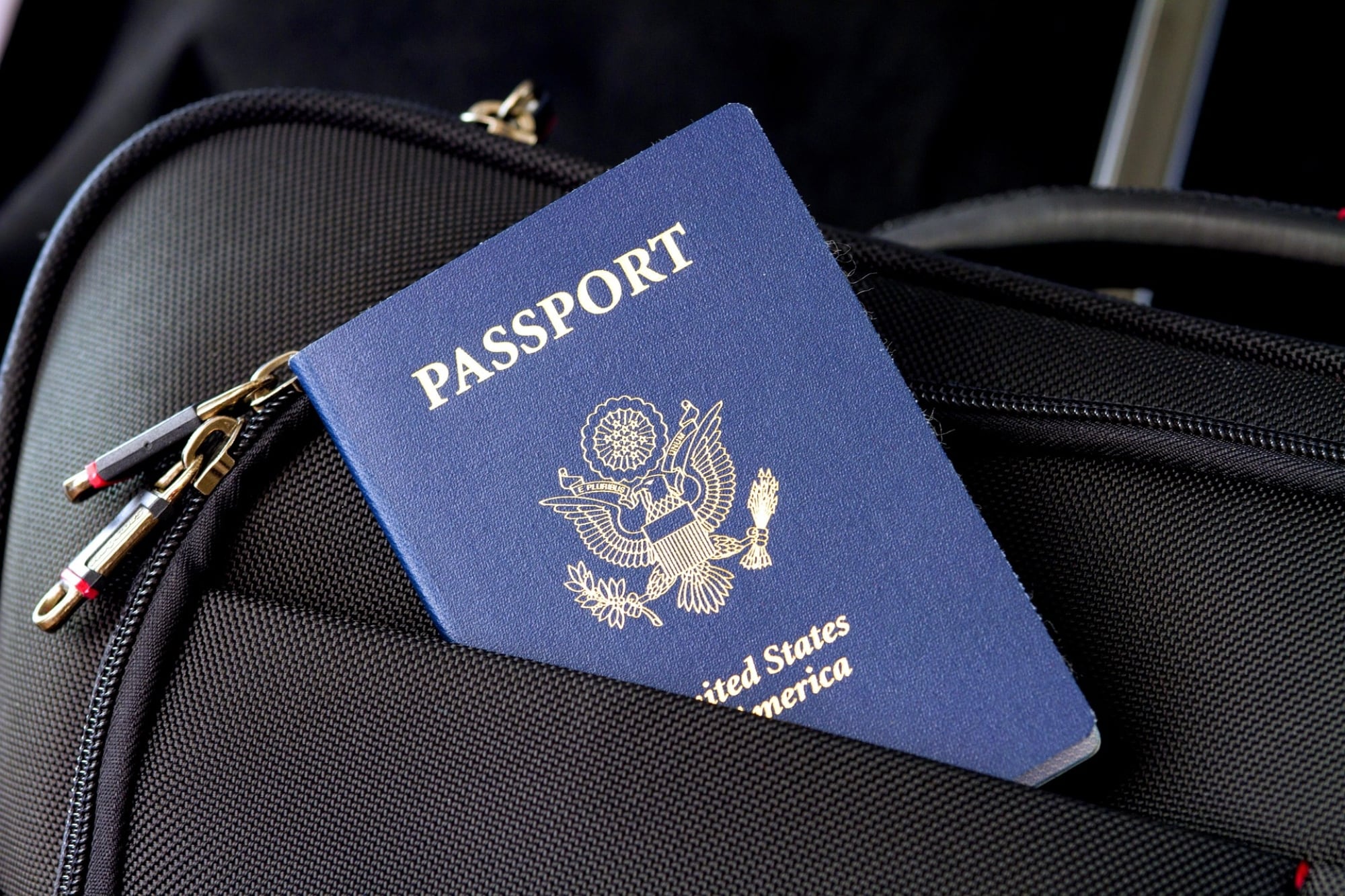 Los tiempos de procesamiento para recibir el pasaporte de Estados Unidos cambian según la demanda durante el año