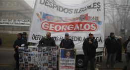Máxima tensión en Panamericana: incidentes entre Gendarmería y trabajadores de una fábrica que reclaman por despidos