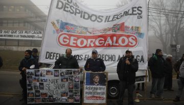 Máxima tensión en Panamericana: incidentes entre Gendarmería y trabajadores de una fábrica que reclaman por despidos