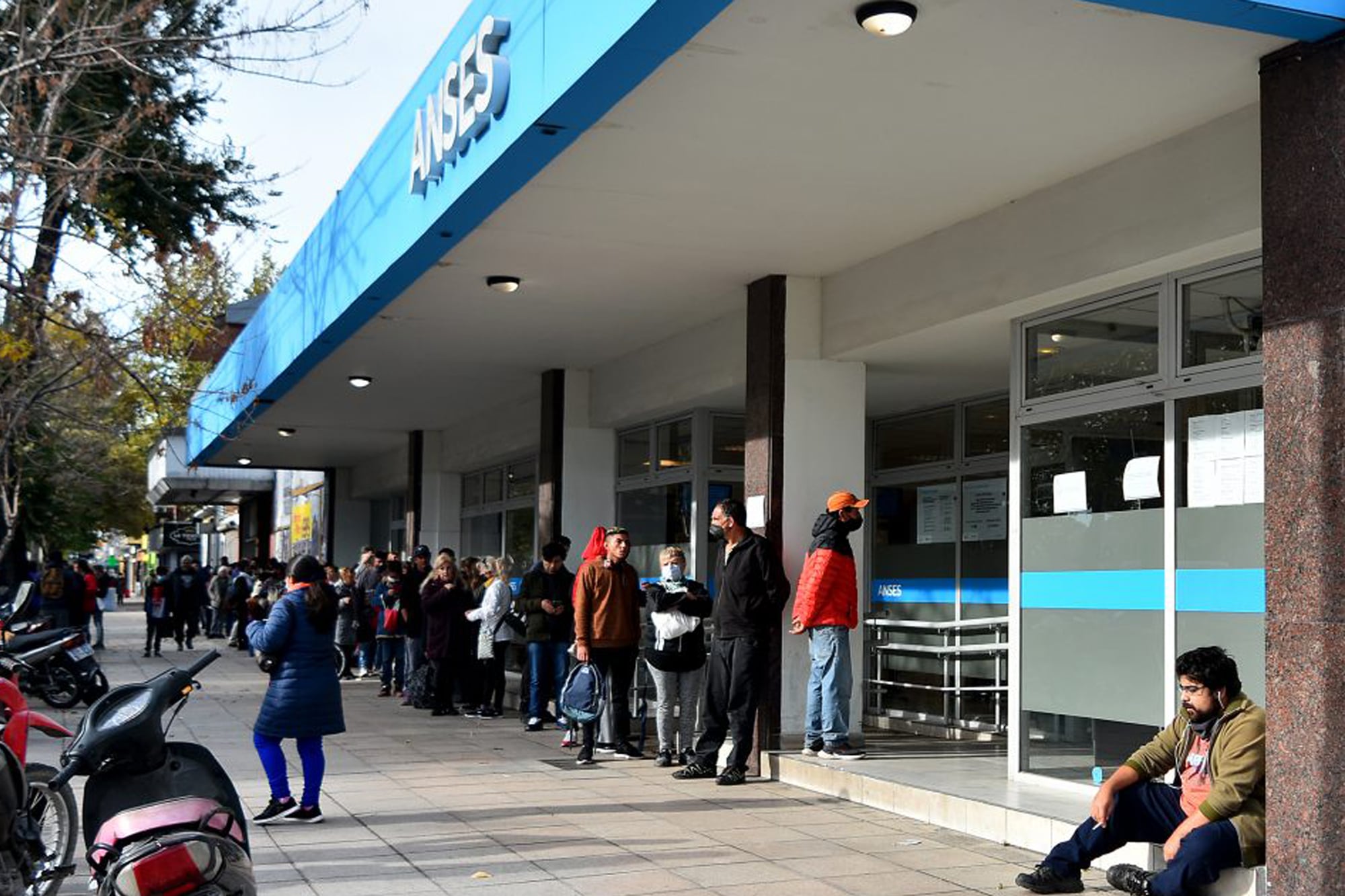 Las AUH que paga Anses en la jornada