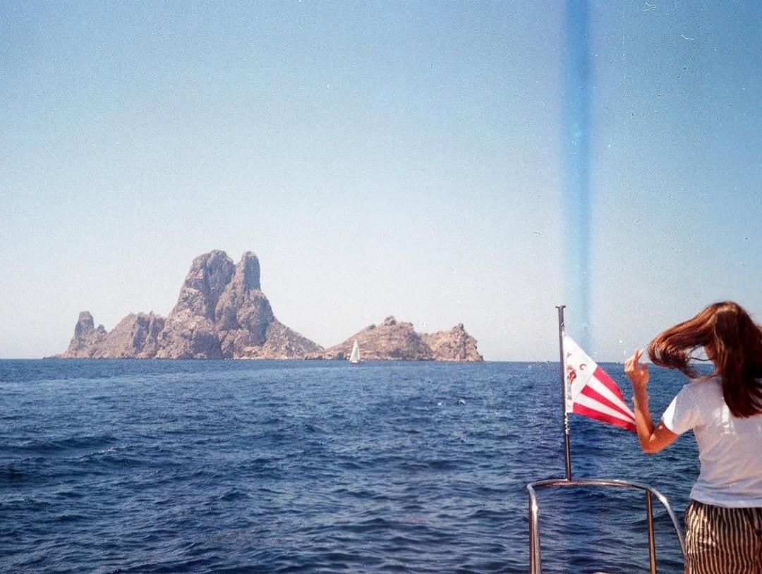 La princesa, en una de las fotos que compartió a bordo del Pacha III navegando por el Mediterráneo