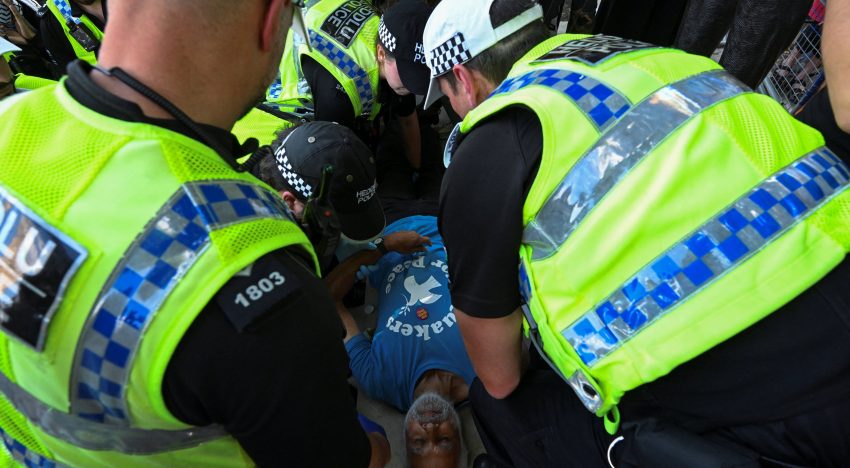 La policía británica detiene al  menos a 365 personas en Londres por apoyar al grupo Acción Palestina
