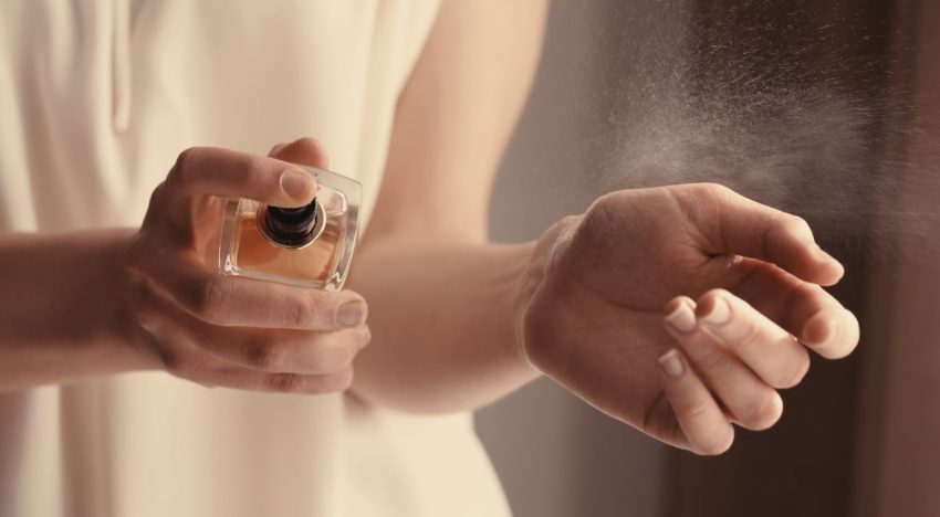 El mejor método para elegir un perfume de mujer y regalar el adecuado