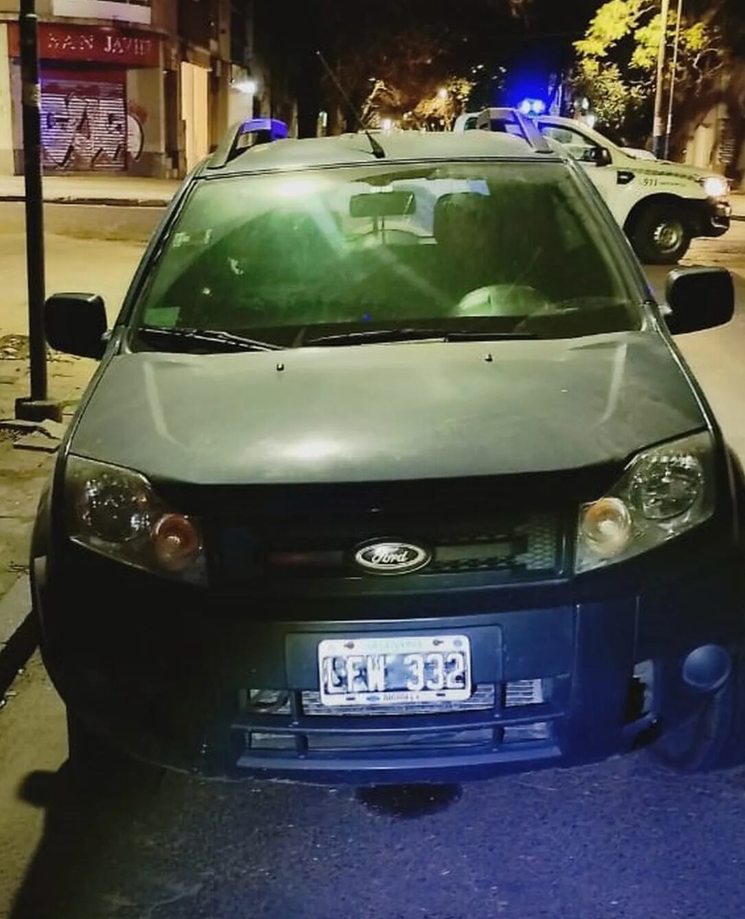 El expolicía fue encontrado muerto en el interior de una camioneta Ford Eco Sport. (Foto: gentileza 0221)