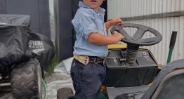 Pedro, el mini gaucho de Rauch que enamoró a todos con su paseo entre “taballos y teneditos”