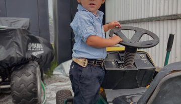 Pedro, el mini gaucho de Rauch que enamoró a todos con su paseo entre “taballos y teneditos”