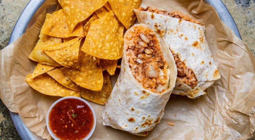 Adiós a un clásico de California: el restaurante mexicano que cierra tras 25 años por la venta de su edificio