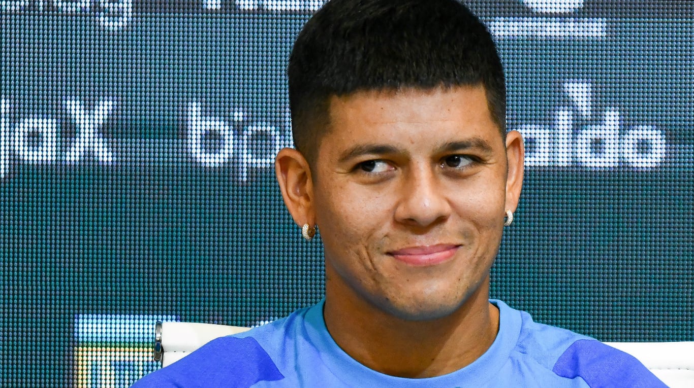 Rojo se convertirá en jugador de Racing hasta diciembre de 2026. (Foto: EFE).