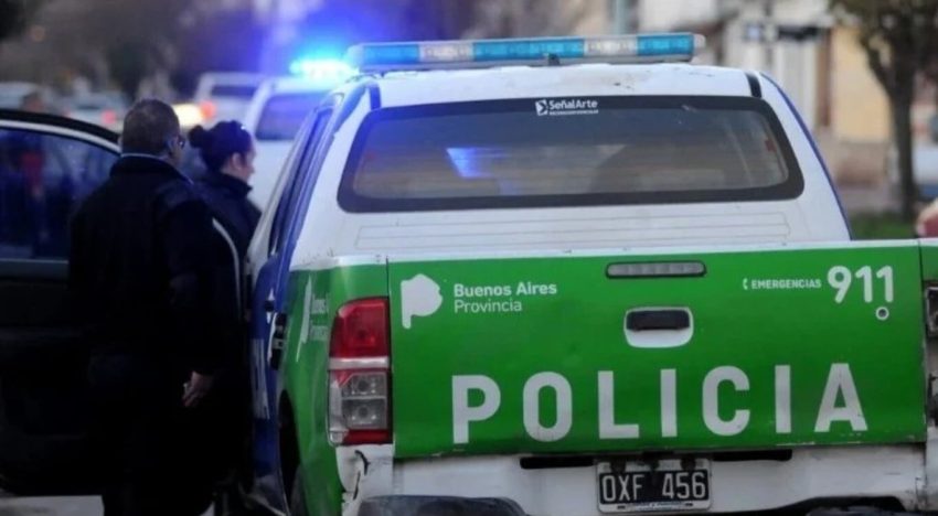 Discutió con su amigo, se subió al auto y lo atropelló: la víctima murió en el acto y el agresor fue detenido