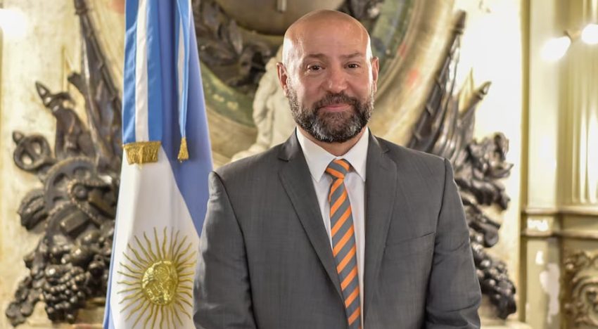 Audios, allanamientos y un alto cargo despedido: un caso de corrupción acecha a Milei y su hermana