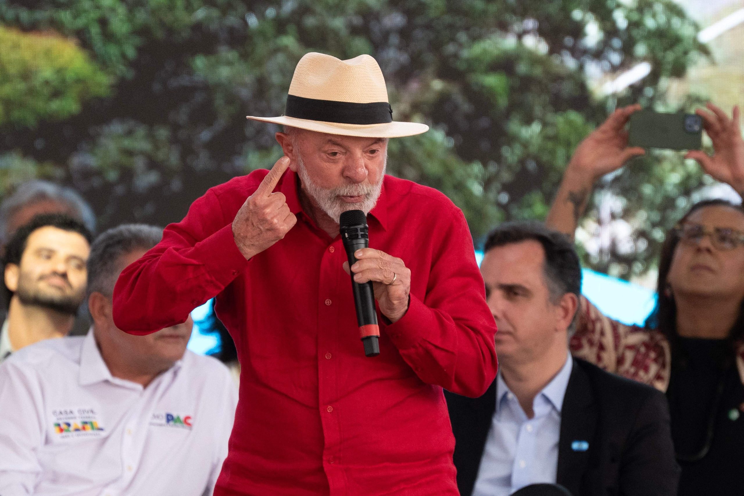 El presidente de Brasil, Luiz Inácio Lula da Silva, habla durante una conferencia de prensa en Contagem, estado de Minas Gerais, Brasil, el 29 de agosto de 2025