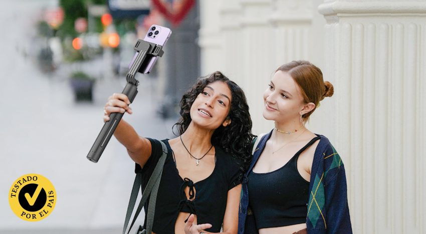 He analizado cuatro palos ‘selfie’ con trípode para el teléfono y te cuento mi experiencia
