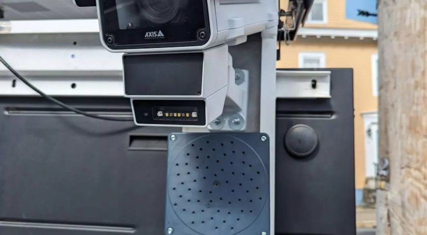“Cámaras de ruido” en Rhode Island: multas de hasta US$250 para conductores que excedan los límites permitidos