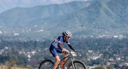 “Juntas otra vez”: la campeona de ciclismo recuperó la bicicleta que dos motochorros le habían robado