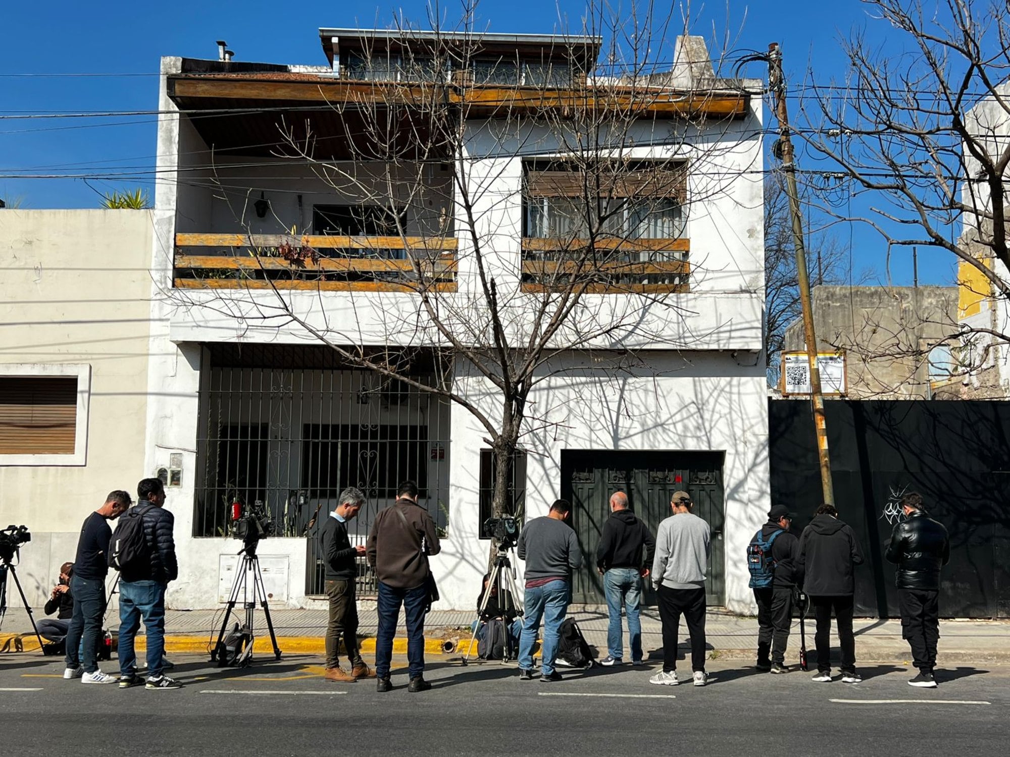 Frente de la casa de Cristian Graf, Congreso 3742, donde encontraron los restos de Diego Fernández Lima 