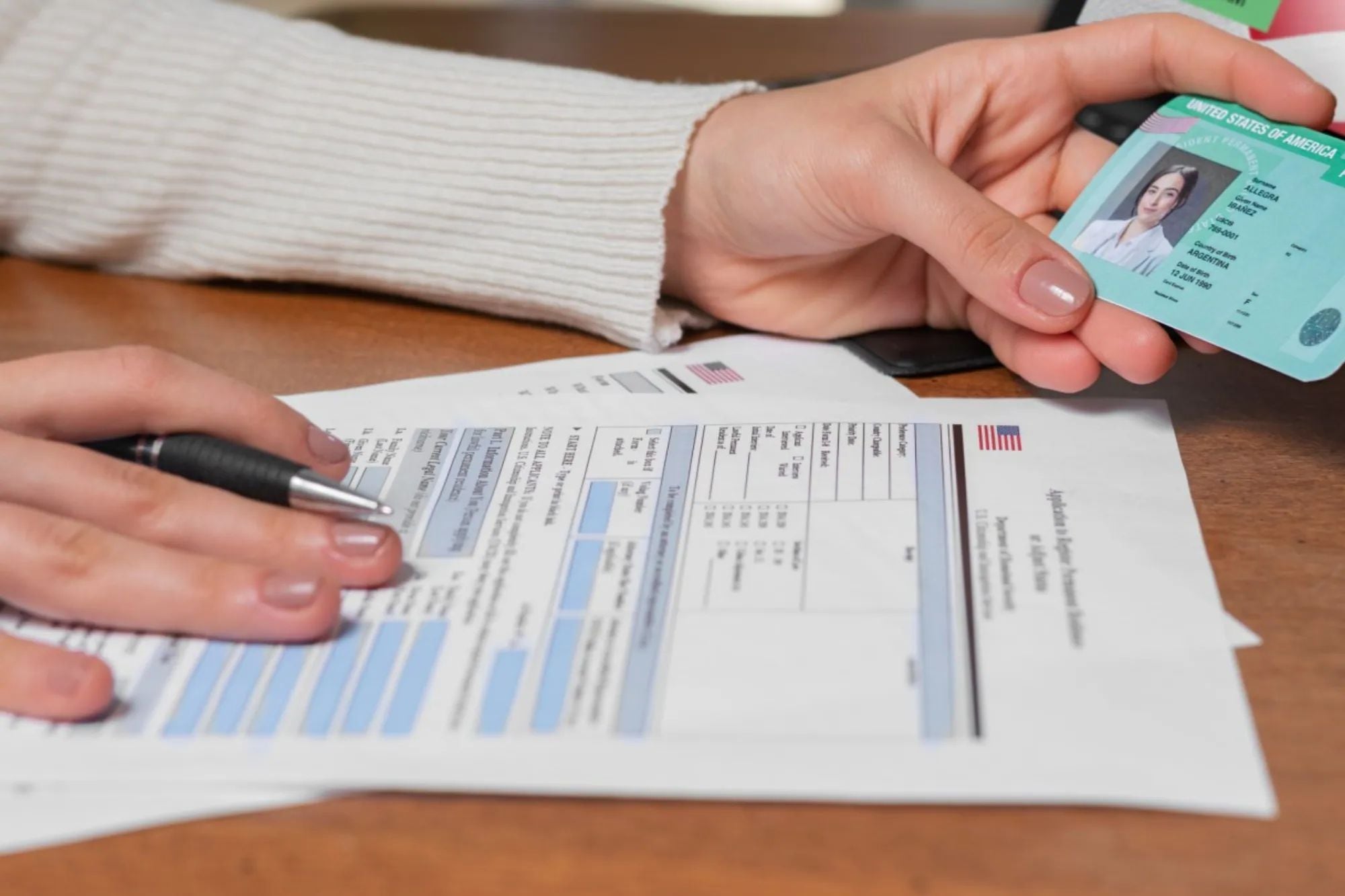 El Uscis enfrenta una acumulación de más de 11,3 millones de solicitudes en plena recta final del año fiscal
