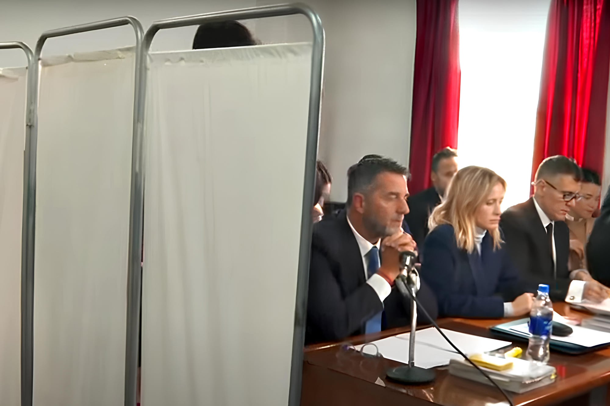 Julieta Prandi durante el juicio, en los tribunales de Zárate-Campana