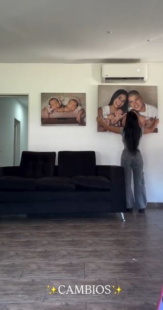 Daniela Celis descolgó un cuadro que tenía junto a Thiago Medina. (Foto: Instagram/danielacelis01)