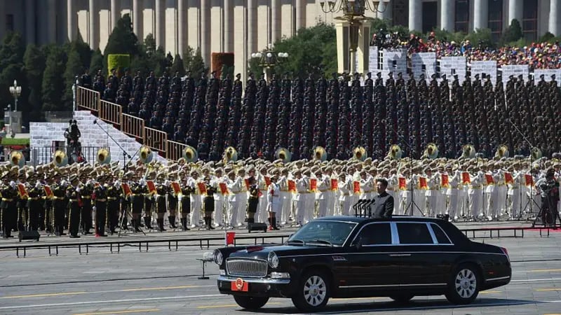 En 2015, el presidente Xi inició una nueva tradición de celebrar desfiles militares para conmemorar la rendición de Japón.