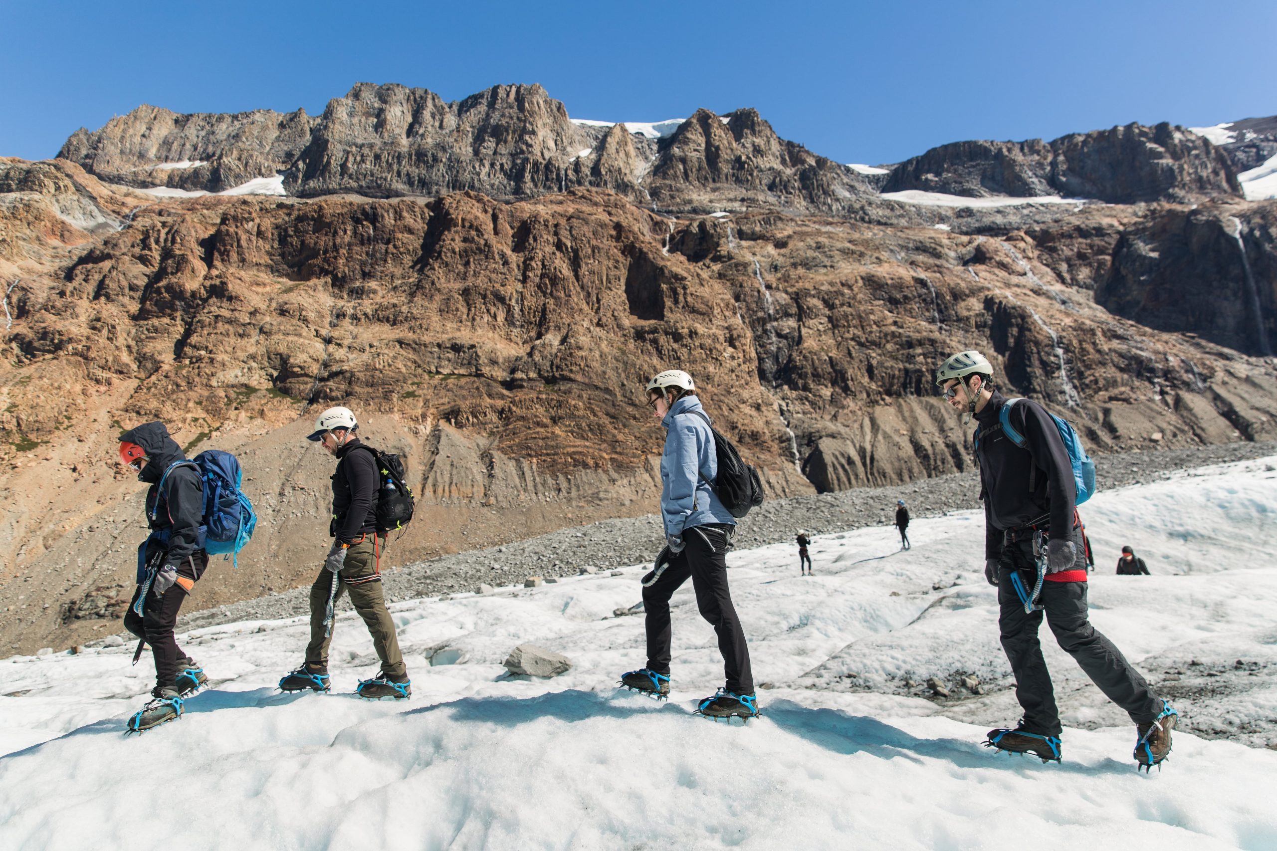 Con grampones por el Glaciar Cagliero