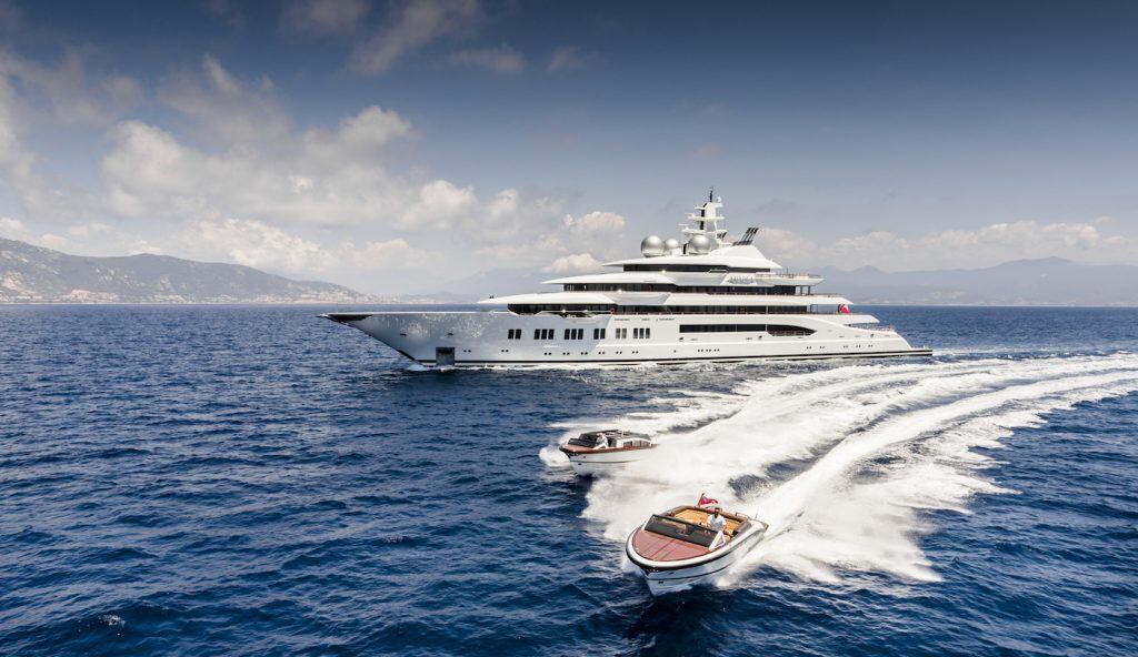 El superyate Amadea tiene un valor aproximado de US$325 millones (web/alquilerdeyatesenibiza)