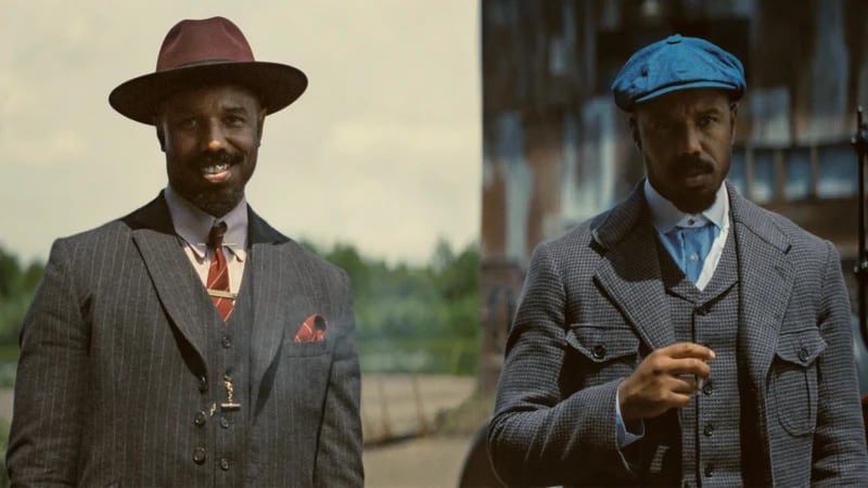 En Sinners (Pecadores), Michael B. Jordan interpreta a los gemelos Smoke y Stack