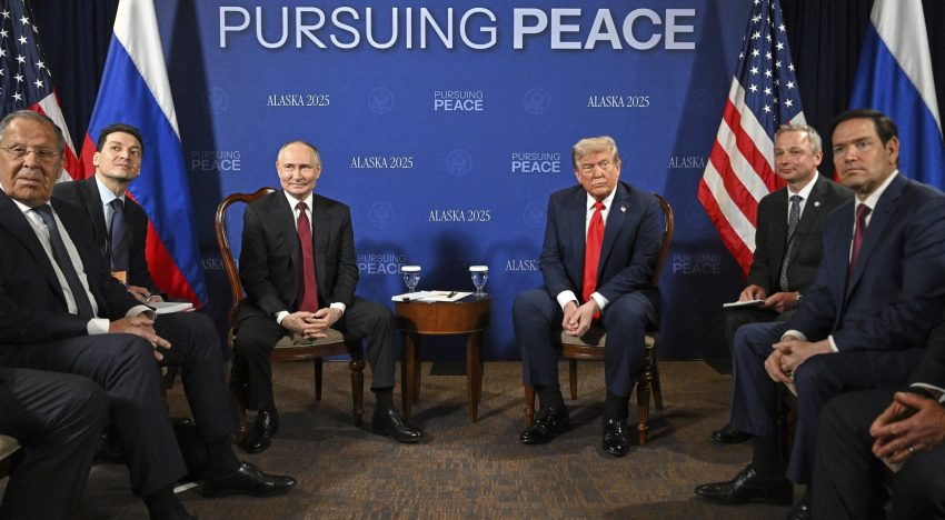 Donald Trump y Vladimir Putin se elogiaron, pero no hubo acuerdo sobre Ucrania