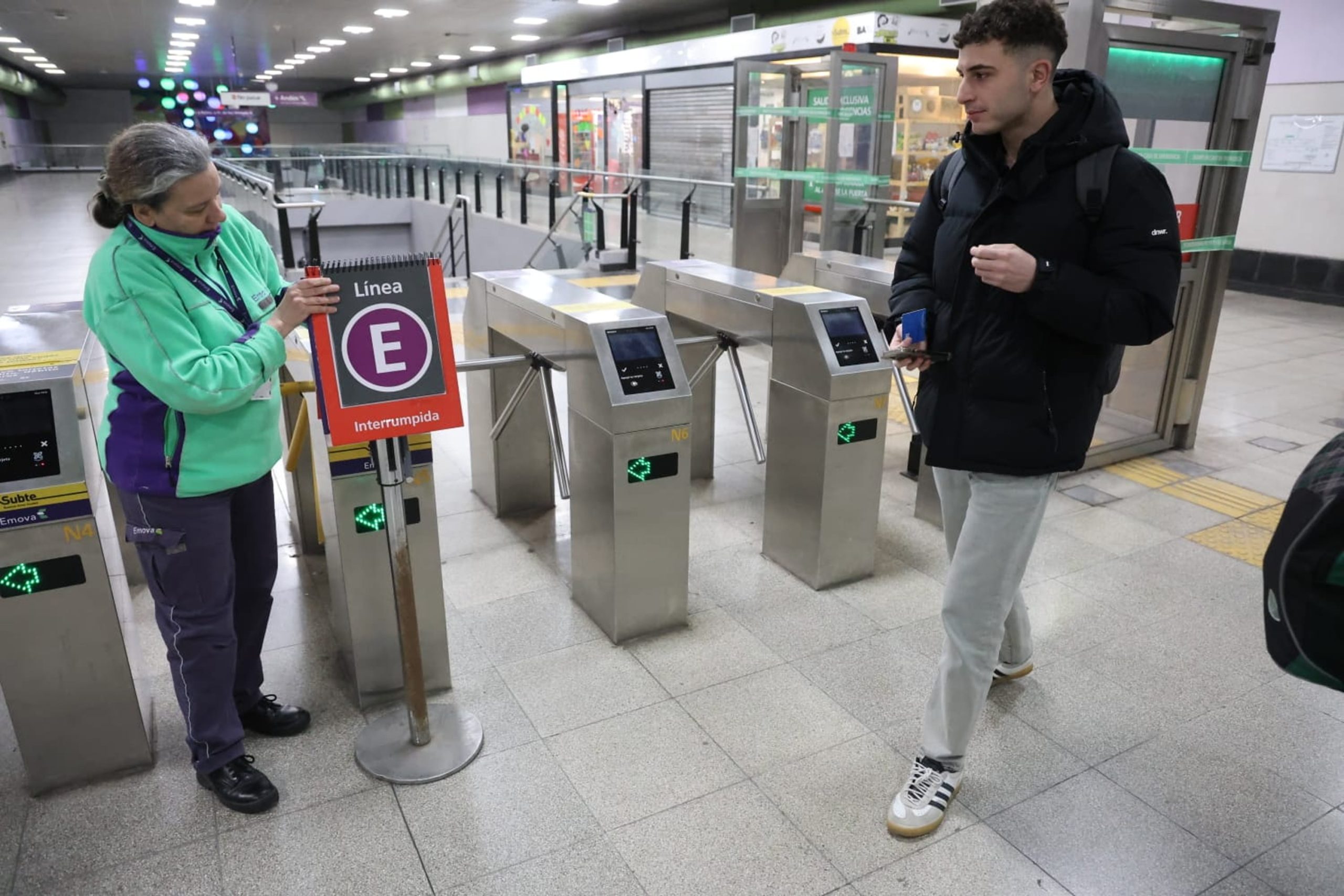 Sin subtes en Retiro