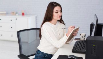 Vuelta al cole en AliExpress: ahorra dinero en el masajista eligiendo esta silla ergonómica rebajada casi a la mitad