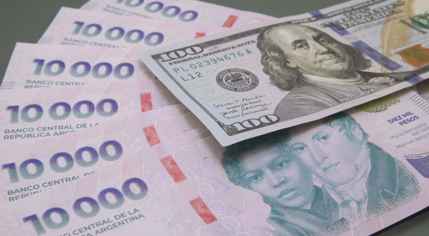 Medida oficial: tras la fallida licitación de ayer, el Banco Central sube nuevamente los encajes a los bancos para contener al dólar