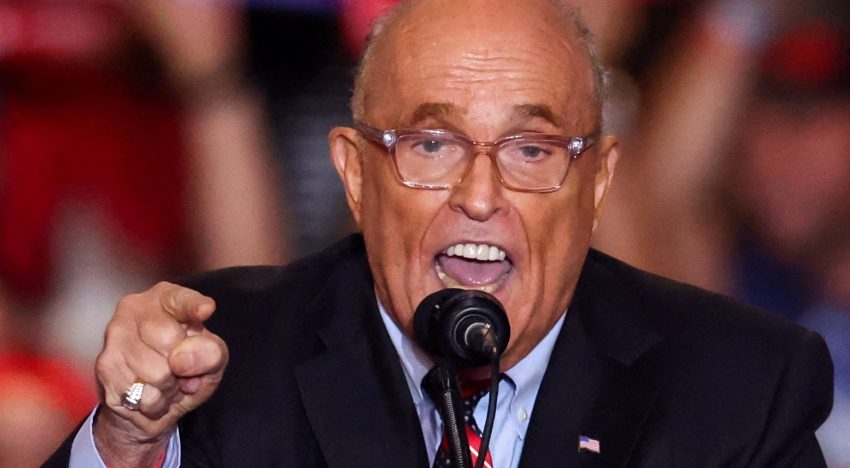 El exalcalde de Nueva York Rudy Giuliani sufrió un grave accidente automovilístico