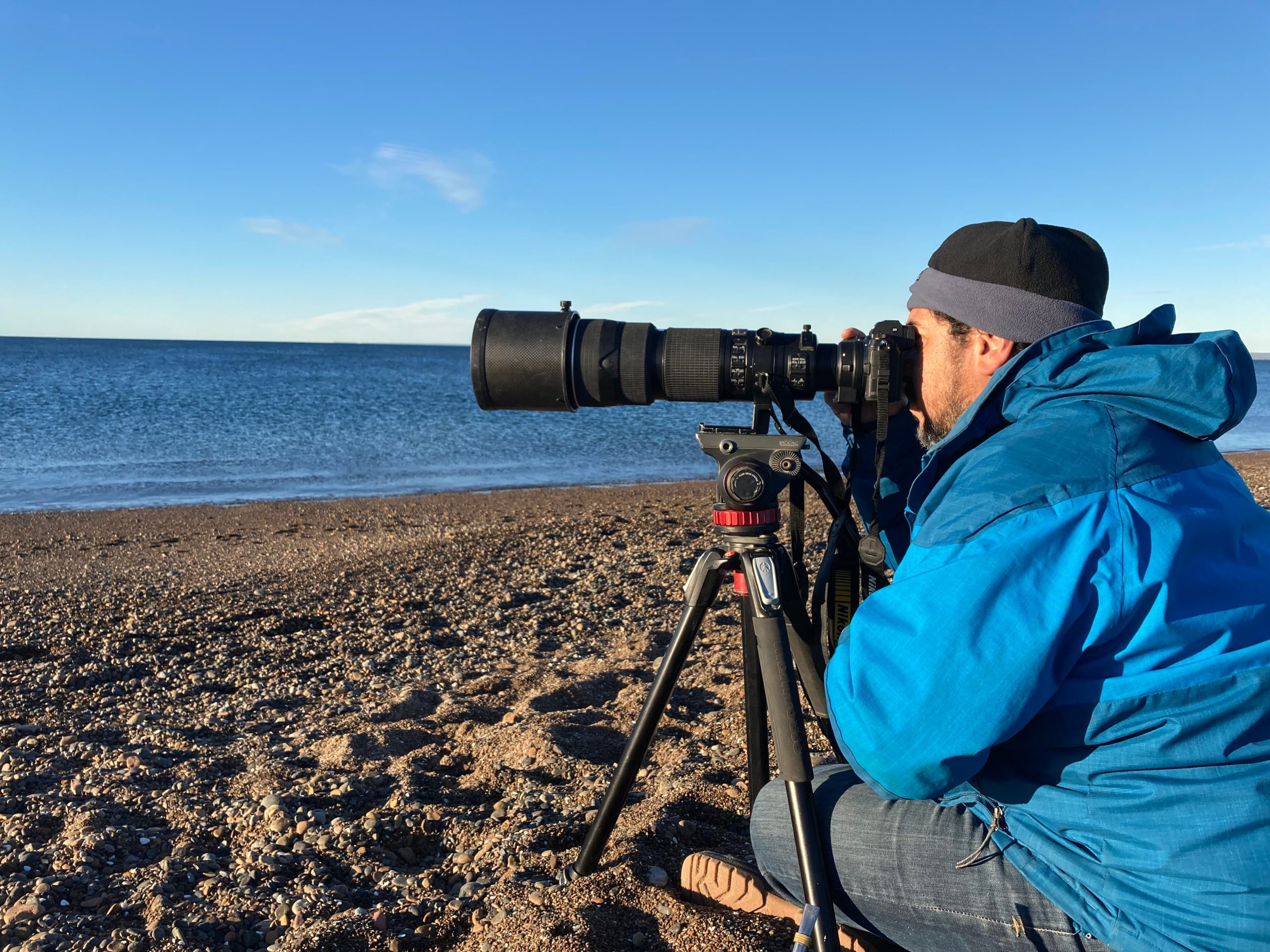 Hace 22 años que Maxi Jonas vive en Puerto Madryn y se dedica a fotografiar las ballenas