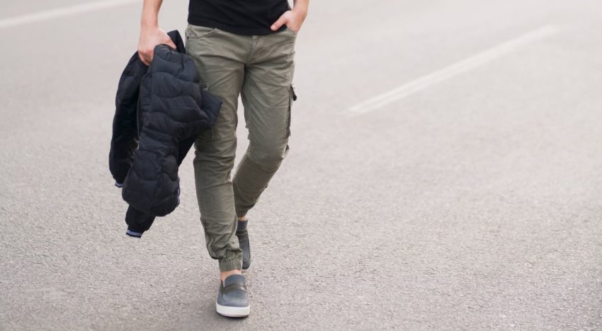 ‘Volveré a pedir otros’: así son los pantalones cargo para hombre más vendidos en Amazon