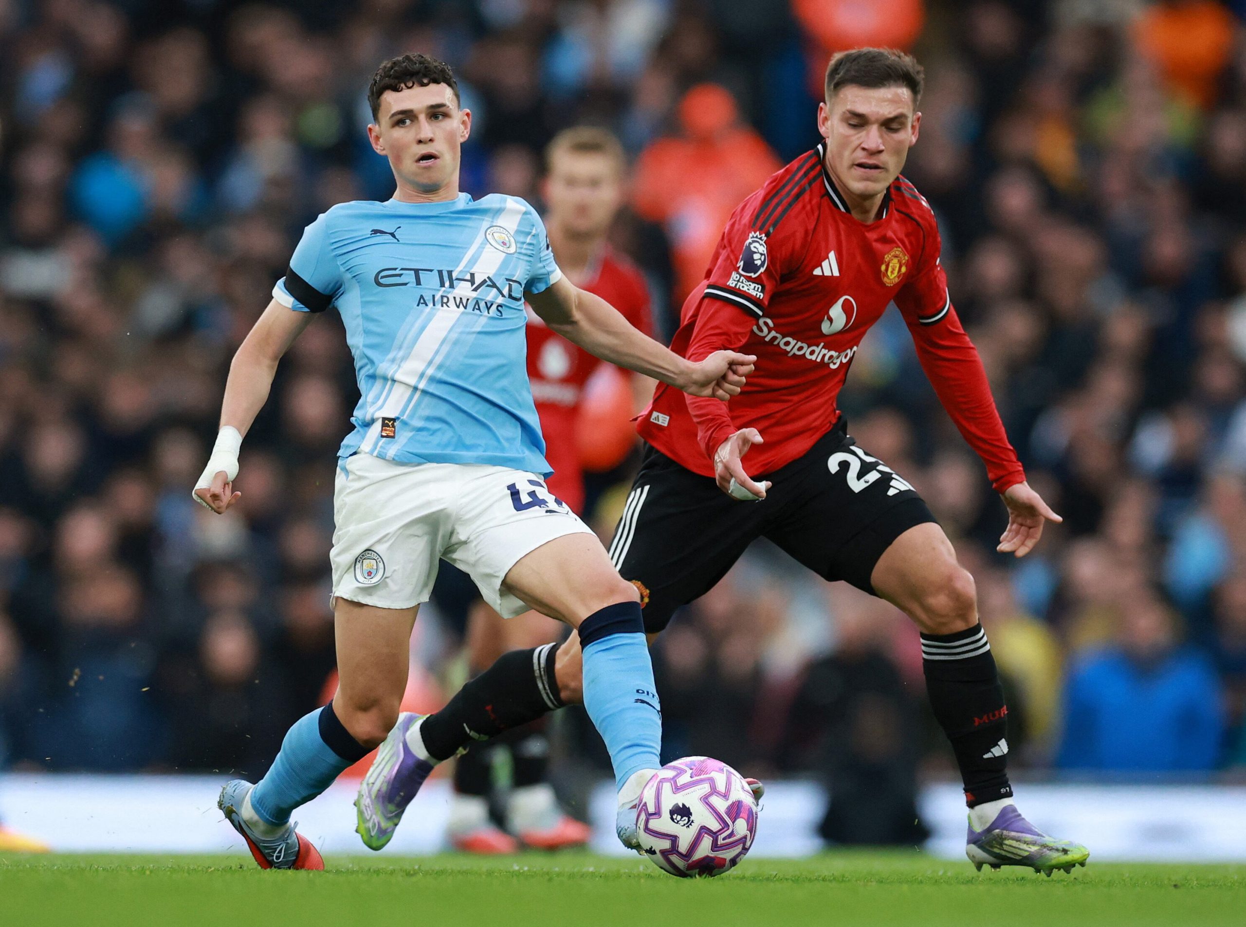 Manchester City vs Man. United por la fecha 4 de la Premier League del 2025.