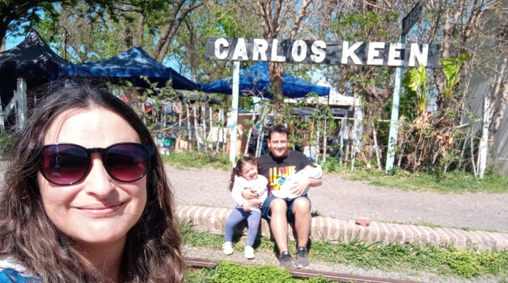Felices los cuatro.